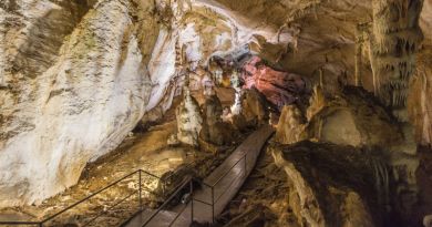 Экскурсии в `Пещера Эмине-Баир-Хосар` из Коктебеля